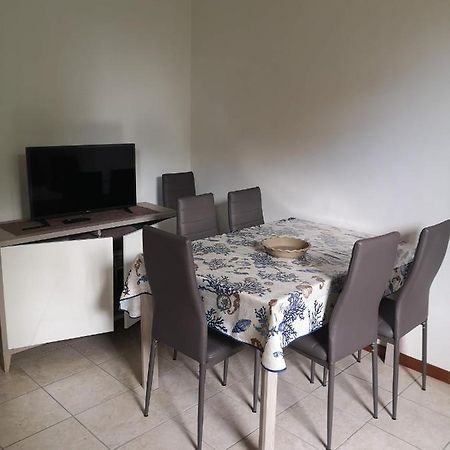 Bilocale Francesca Apartman Erba Kültér fotó
