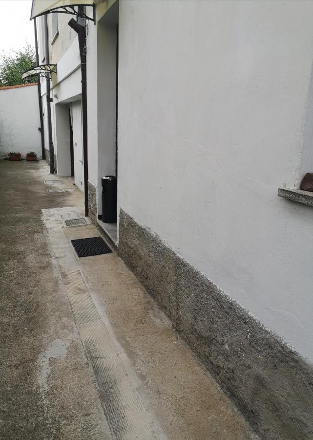 Bilocale Francesca Apartman Erba Kültér fotó